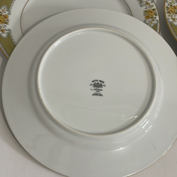 Autumn Rose Noritake Dinner Plates X4 Nitto Ware 2007 Replacement China - Picture 8 of 10